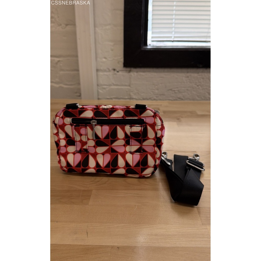 Baggallini Red Pink Heart Print Nylon Crossbody Travel Bag Small - Picture 3 of 8